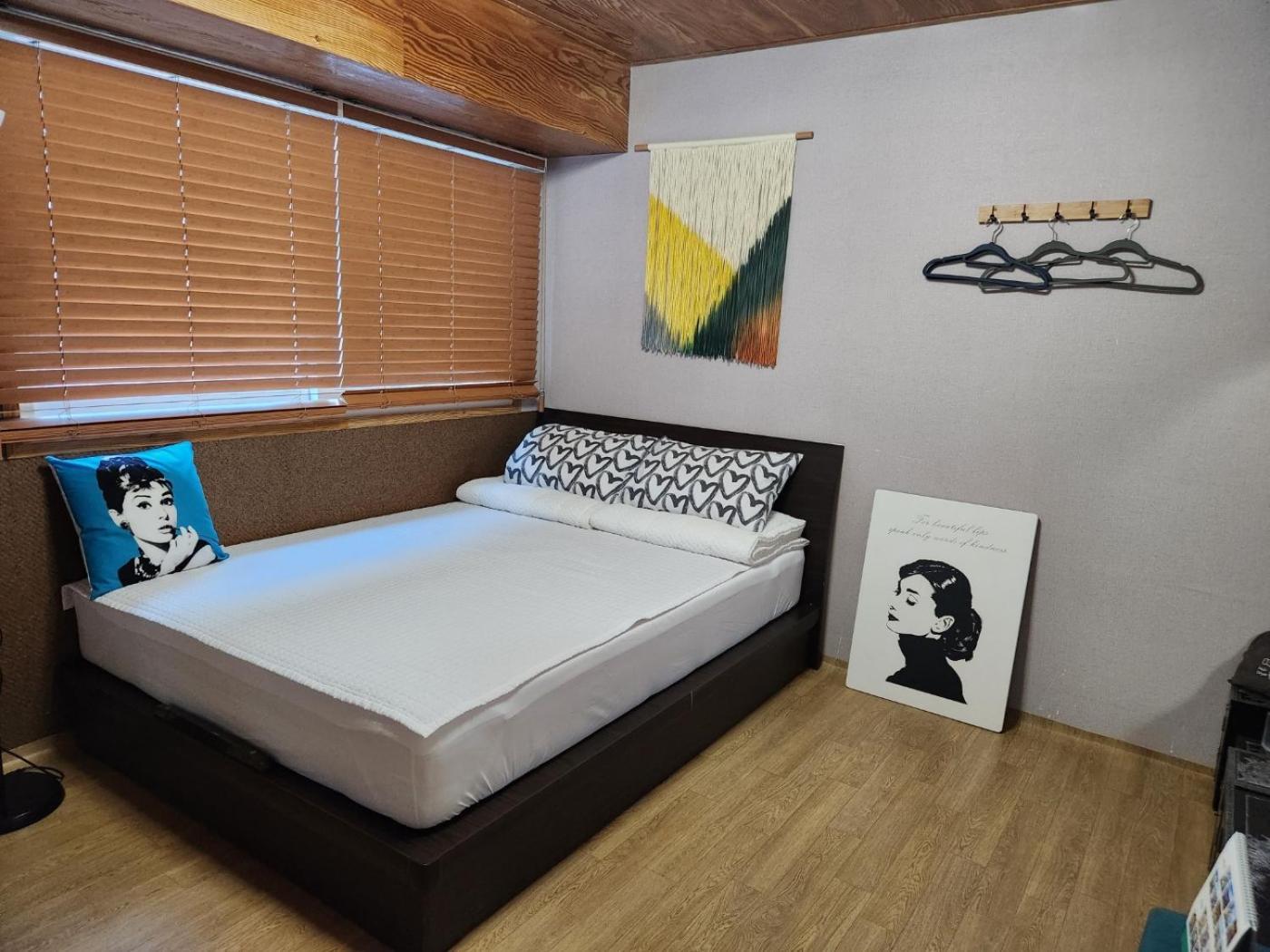 Leehakjang Guesthouse Мокпо Экстерьер фото
